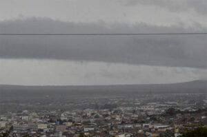 Virada com chuva? Vitória da Conquista entra em alerta amarelo até esta terça-feira, véspera de ano novo