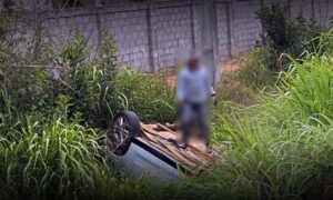 Urgente em Conquista: Grave acidente registrado neste domingo na estrada da Barra, próximo ao Terras Alphaville