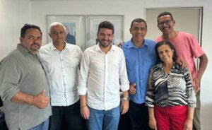 Oposição de Condeúba se reúne com os deputados Neto Carletto e Ivana Bastos para discutirem desenvolvimento municipal