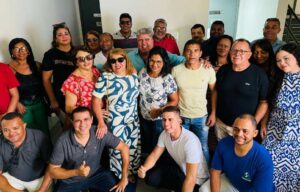 Vereador Ricardo Gordo consagra seu novo gabinete em cerimônia religiosa na Câmara Municipal de Vitória da Conquista