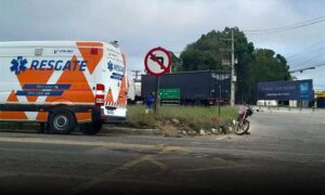 Conquista: Mais um acidente nesta manhã no “trevo da morte”, na BR-116, região do Distrito Industrial. ViaBahia foi acionada