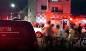 Conquista: Colisão foi registrada agora a noite no Bairro Brasil, envolvendo motocicleta e caminhonete