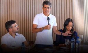 Eleições 2026: Durante agenda política em Ilhéus, ex-prefeito ACM Neto revela mágoa com prefeitos “traidores”