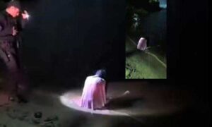 VÍDEO: Aparição de “mulher de branco” na beira de rio intriga a Polícia. Ela sumiu e reapareceu em outro local
