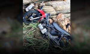 Urgente: Motoqueiro morre após cair de ponte na BA-263, na manhã deste domingo. DPT foi acionado