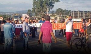 Urgente: Protesto pede mais segurança em trecho da BR-116 que passa pelo perímetro urbano de Vitória da Conquista