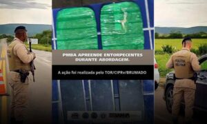 Região de Brumado: PRE/TOR apreende drogas e prende duas suspeitas dentro de ônibus na BR-030, em Rio do Antônio