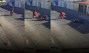 VÍDEO: Entregador “amostradinho” faz estripulia em rua de Vitória da Conquista e leva a pior. Assista