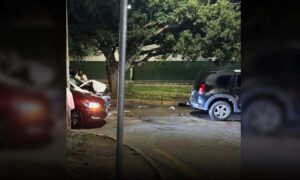 Colisão: Acidente foi registrado na noite deste domingo na Avenida Filipinas, em Vitória da Conquista