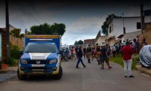 Urgente: Criminoso tombou em confronto com a PM nesta manhã no Aparecida, em Vitória da Conquista