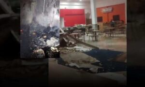 VÍDEO: Imagens mostram destruição após incêndio que atingiu praça de alimentação de shopping no Sul da Bahia