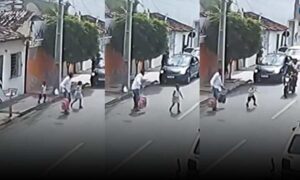 Urgente: Vídeo mostra criança sendo atropelada por moto ao soltar a mão do pai, na tarde desta sexta-feira