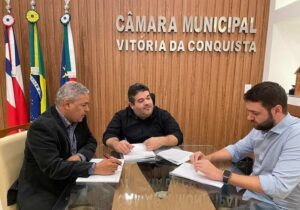 Legislativo: Câmara Municipal de Vitória da Conquista assina contrato de publicidade com a Gente Propaganda