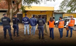 Comissão fiscaliza ocupações ilegais e apreende produtos impróprios para consumo em Vitória da Conquista