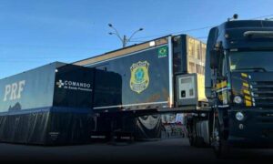 PRF e Prefeitura Municipal de Vitória da Conquista promovem ação conjunta de saúde gratuita no Glauber Rocha