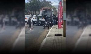 VÍDEO: Grave acidente na tarde deste domingo no bairro Boa Vista, em Vitória da Conquista. SAMU esteve no local
