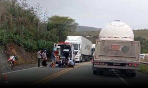 Região: Novas informações sobre o grave acidente com motociclista ferido na BR-116. Vítima foi socorrida