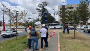 Prefeitura de Vitória da Conquista realiza várias intervenções na região da Avenida Olívia Flores, no bairro Candeias