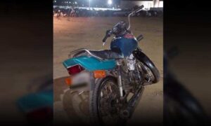 Operação Sentinela: Motocicleta furtada em SP é interceptada nesta noite na BA-263, entre Conquista e Itambé