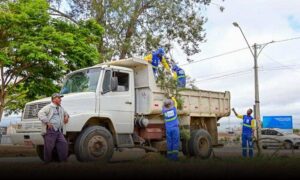 Conquista: PMVC-Sesep retirou mais de 47 mil toneladas de lixo doméstico em 2025 e segue com mutirões de limpeza