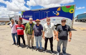 Carreta da Cultura: Palco itinerante de fomento à cultura inicia atividades no aniversário de Vitória da Conquista