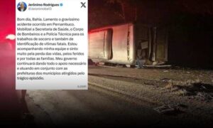 Governador Jerônimo Rodrigues lamenta acidente que tirou a vida de 15 pessoas no ônibus que seguia para Brumado