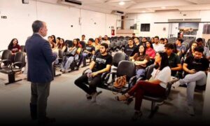 Futuros juristas em foco: Alunos de Direito da FAINOR conhecem de perto a rotina do Legislativo em Conquista