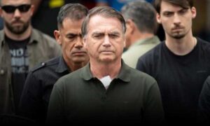 Hospital em Brasília classifica como “muito grave” estado de saúde de Bolsonaro, sem previsão de alta da UTI