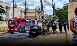 Conquista: Bombeiros atuam rápido e controlam incêndio em veículo nesta manhã na Avenida Frei Benjamin