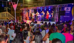 FOTOS: Natal Conquista de Luz encerra programação da Carreta da Cultura com resgate de tradições e música