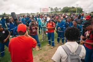 Tensão em Camaçari: Greve na fábrica da BYD entra no terceiro dia com denúncias de precariedade
