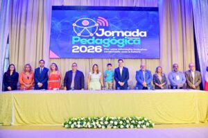 FOTOS: PMVC anuncia mais investimentos e pagamento do piso retroativo à janeiro na Jornada Pedagógica 2026