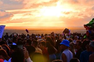 FOTOS: Prefeitura de Vitória da Conquista celebra sucesso do “PM no Pôr do Sol” com grande público no Cristo