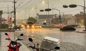 Atenção: Vitória da Conquista está sob alerta de chuvas intensas nesta segunda-feira. Novas informações