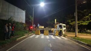 Risco à segurança: Prefeita Sheila Lemos ordena interdição da Caracas e retomada das buscas por Rosânia