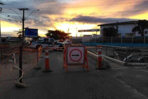 Conquista: Interdição preventiva é realizada em ponte da Avenida Brumado após avaliação técnica