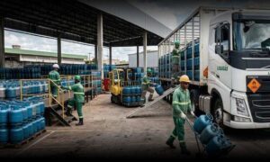 Prepara seu bolso: Gás de cozinha está cerca de 10% mais caro a partir desta segunda-feira, 1º de junho, na Bahia