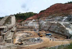 Obra da barragem do rio Catolé ultrapassa 50% de concluída. Água armazenada suprirá Vitória da Conquista