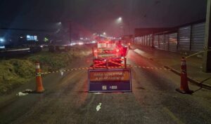 PMVC monitora, bloqueia e sinaliza trecho do canal de drenagem da Avenida Brumado como medida preventiva