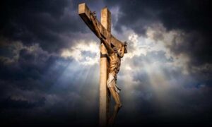 Maio Amarelo: Cristo de Mário Cravo ganha iluminação especial em alerta para o fim da violência no trânsito