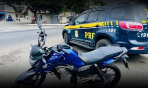Motocicleta furtada na região metropolitana de BH é localizada na BR-116 pela PRF de Vitória da Conquista