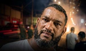 Consternação: Tarcísio morreu durante acidente com guerra de espadas. Polícia Militar reforça proibição na Bahia