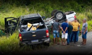 Atenção: Colisão entre caminhonetes na BA-263 mobiliza equipes de socorro na tarde desta sexta-feira